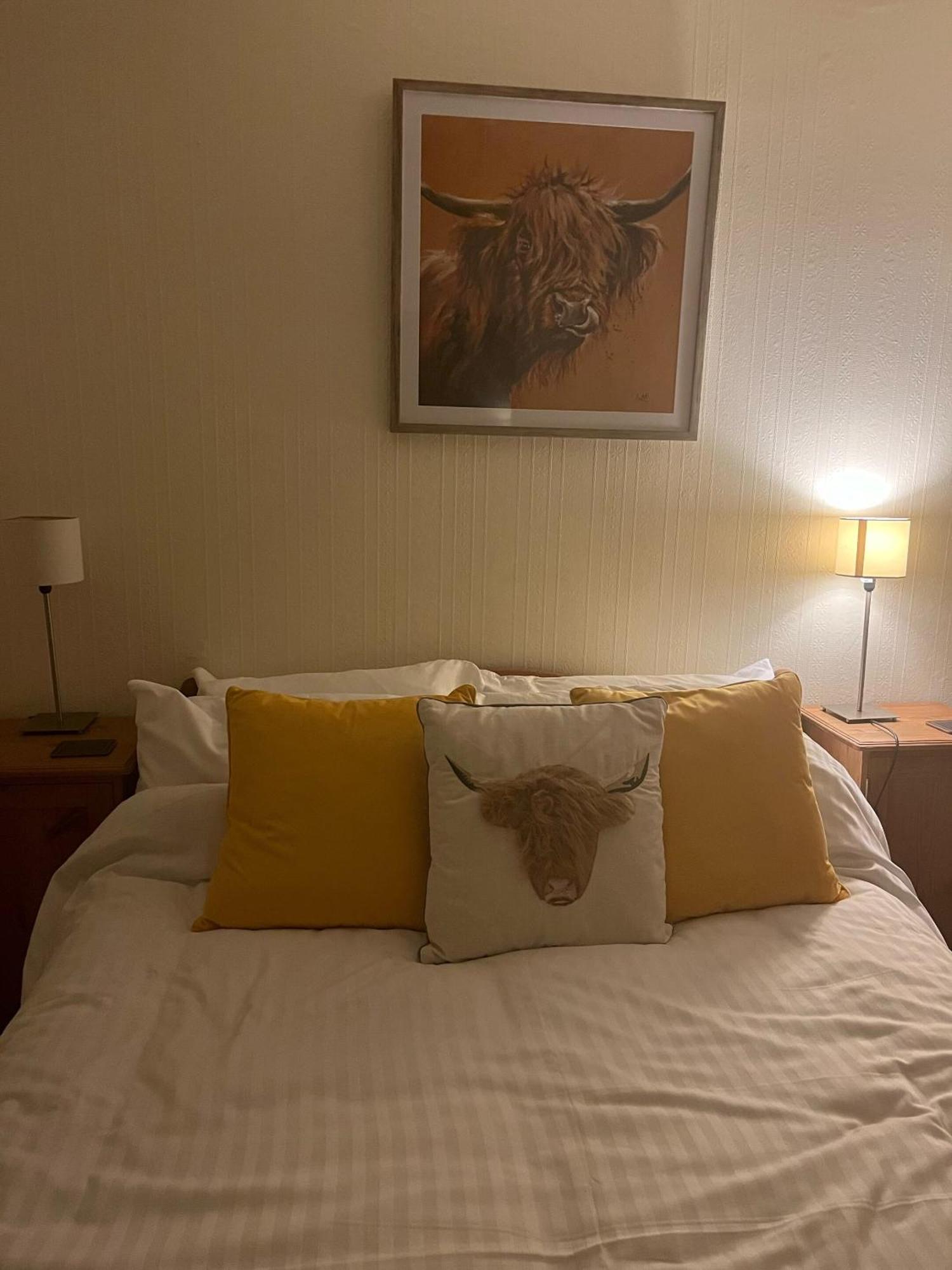 Arms 4* Thorverton